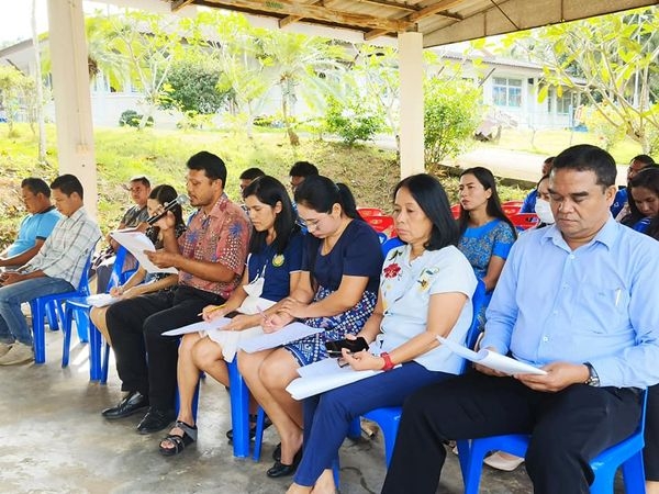 ประชุม และรายงานผลการปฏิบัติงานประจำเดือน